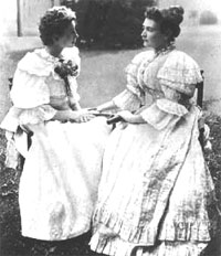 helen_keller_and_anne_ sullivan.jpg